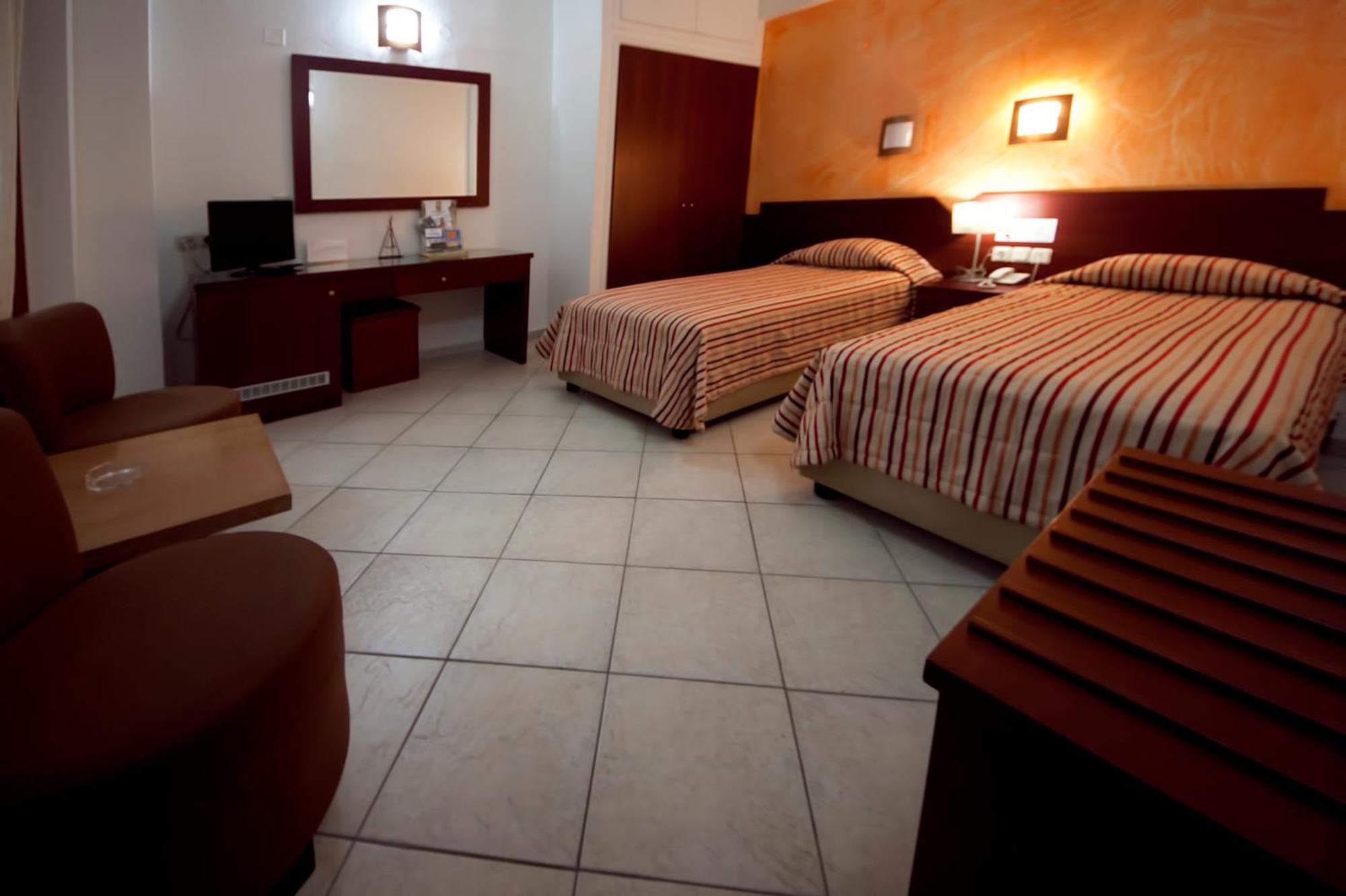 City Life Hotel Heraklion Exteriör bild