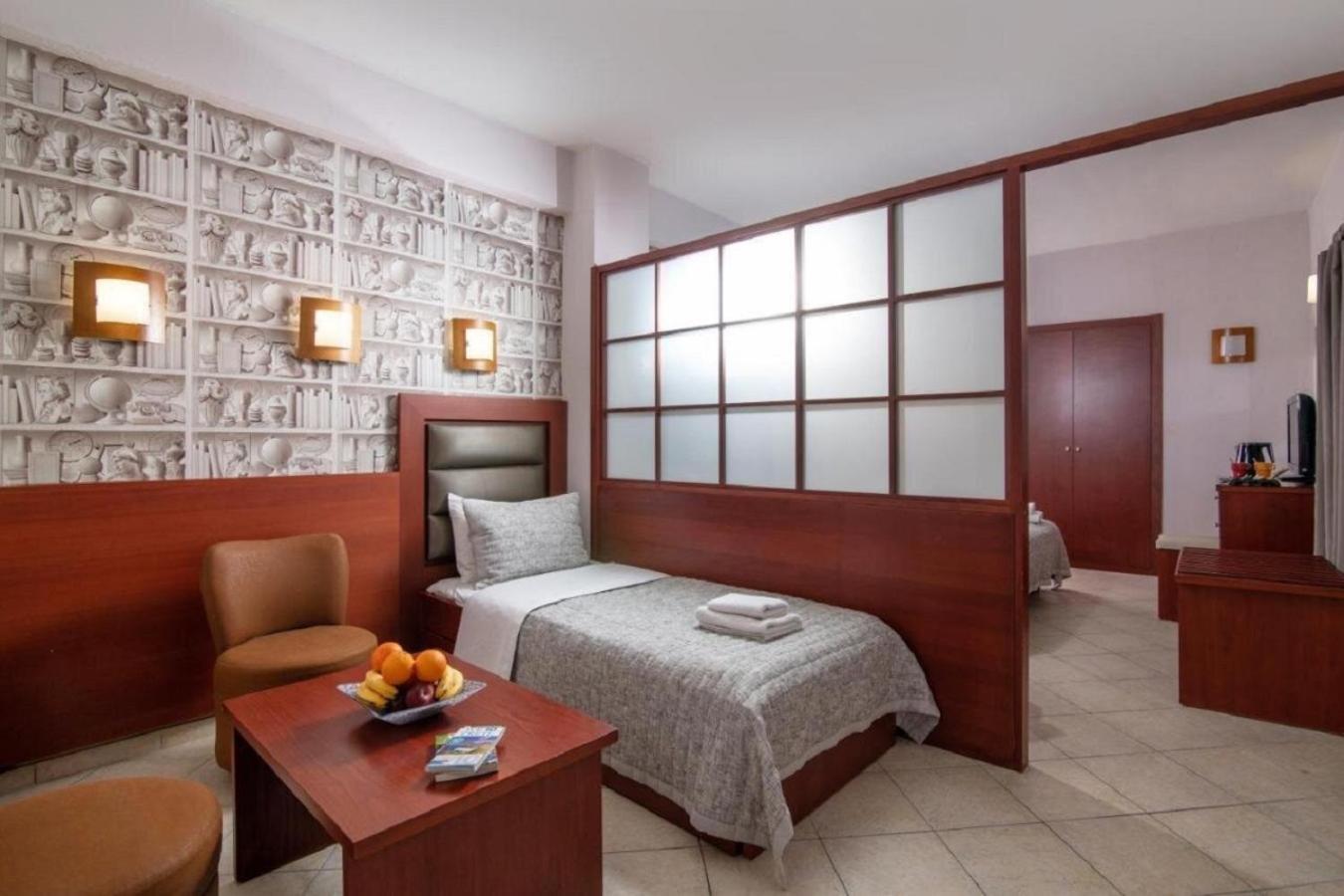 City Life Hotel Heraklion Exteriör bild