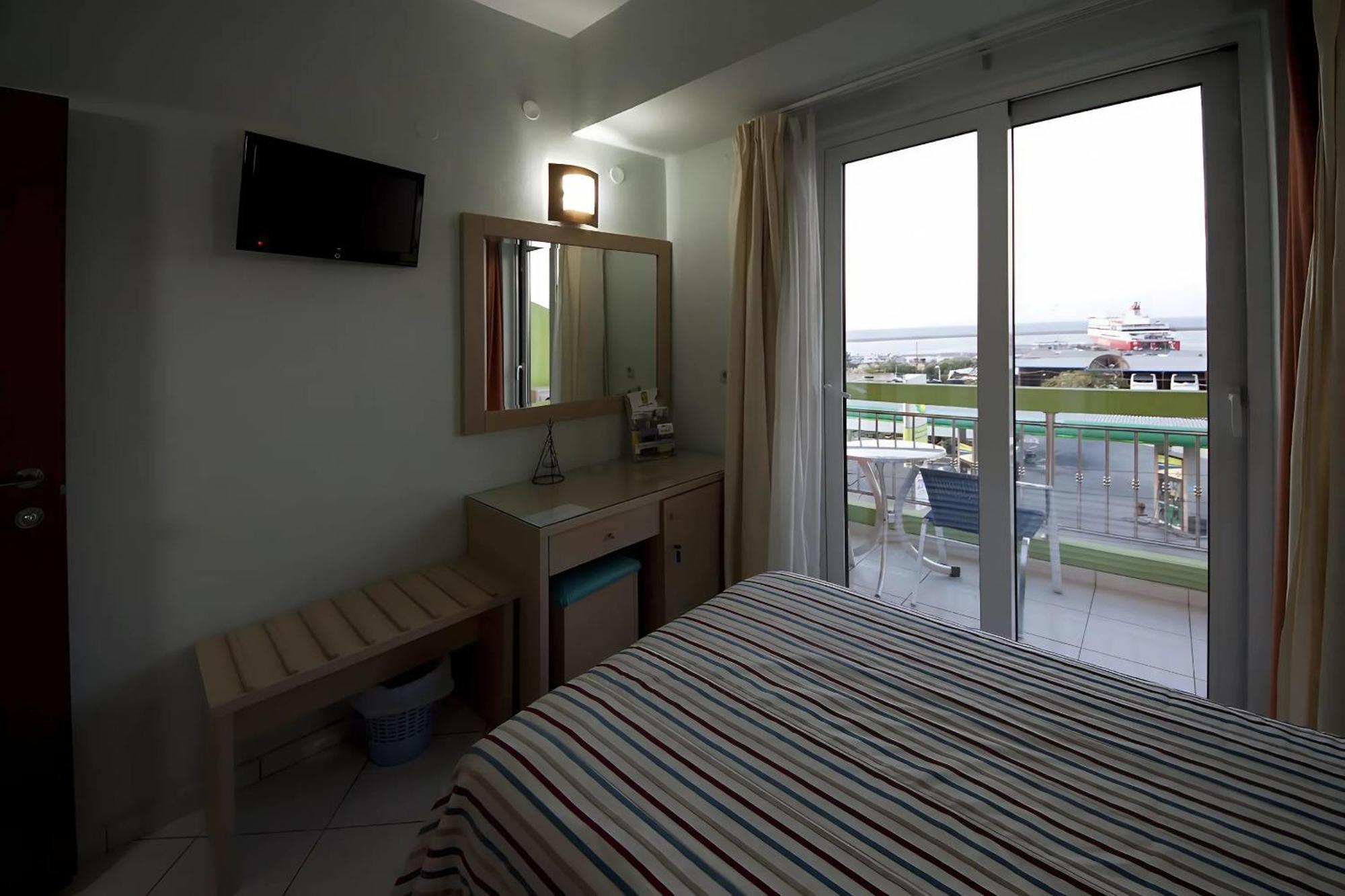 City Life Hotel Heraklion Exteriör bild